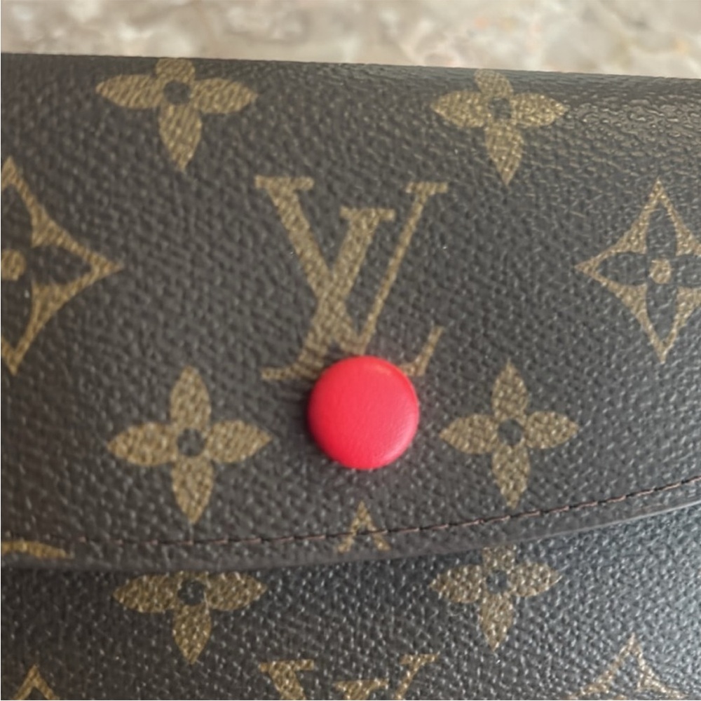 Scarlet Card Holder - Picture 2 of 7